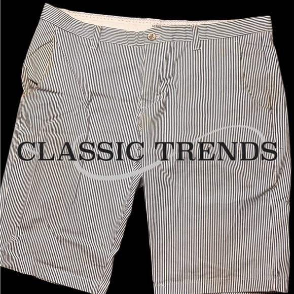 Brand New Men's Golf Pin-Striped Shorts - Navy blue & White - Picture 2 of 7